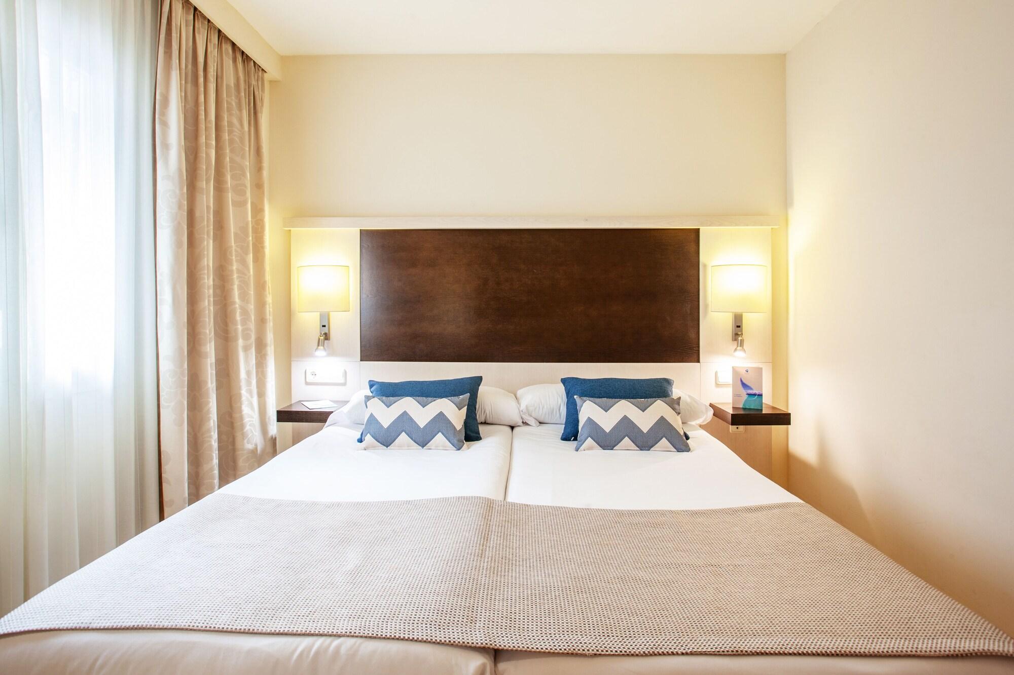 Grupotel Dunamar 坎皮卡福特 外观 照片