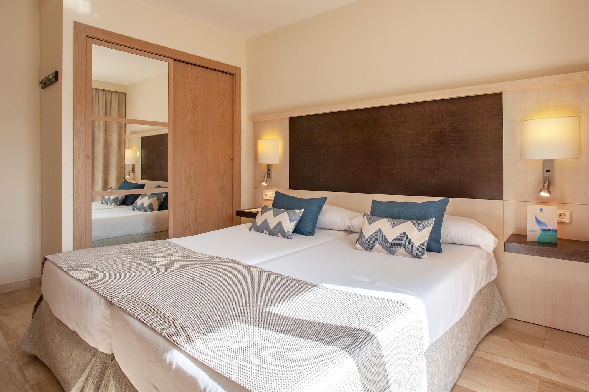 Grupotel Dunamar 坎皮卡福特 外观 照片